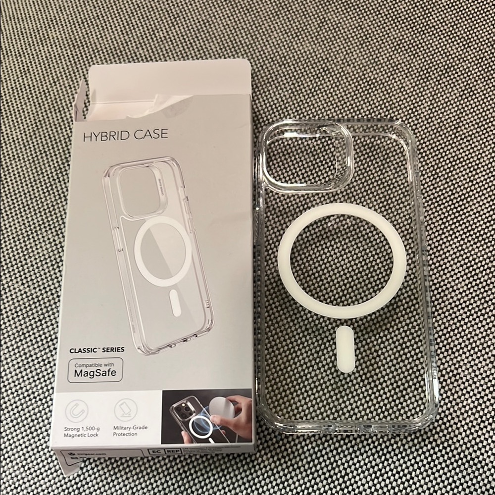 White MagSafe Compatible Phone Case Slim Protective Design